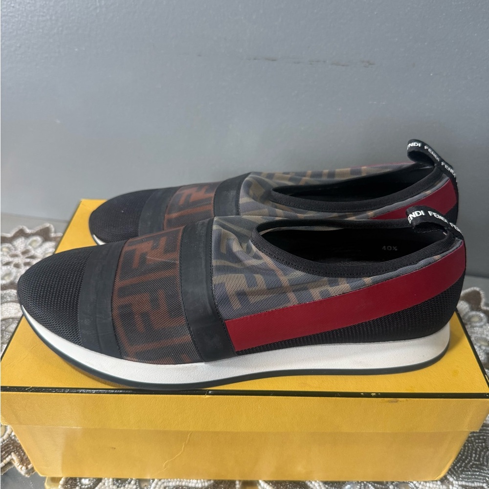 Fendi Black and Burgundy Women's Slip-On Sneakers